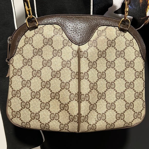 Authentic GG crossbody bag - Picture 7 of 11